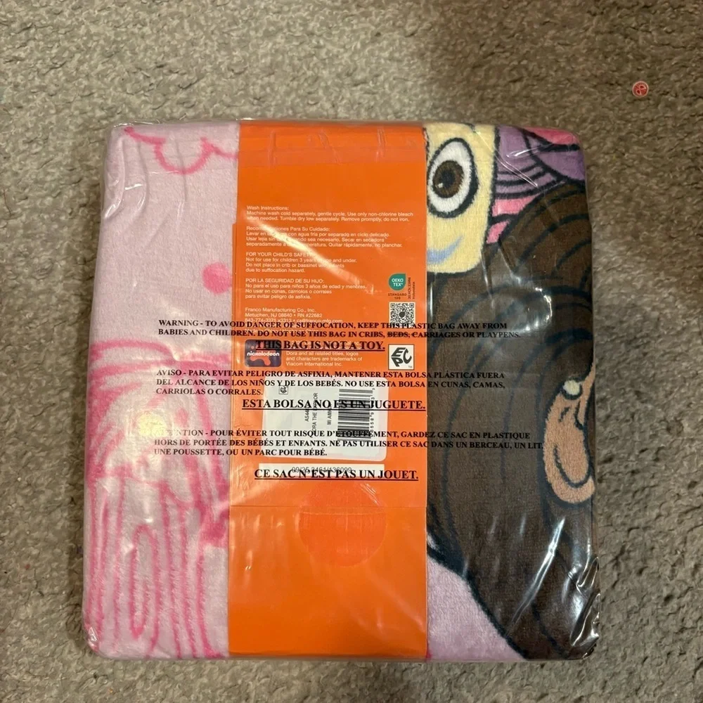 Nickelodeon Dora the Explorer Silky Soft Throw Blanket NEW Pink Kids Boots
